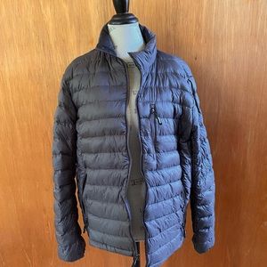 NEW Packable Lightweight Premium Down Puffer Jacket in grey By Andrew Marc